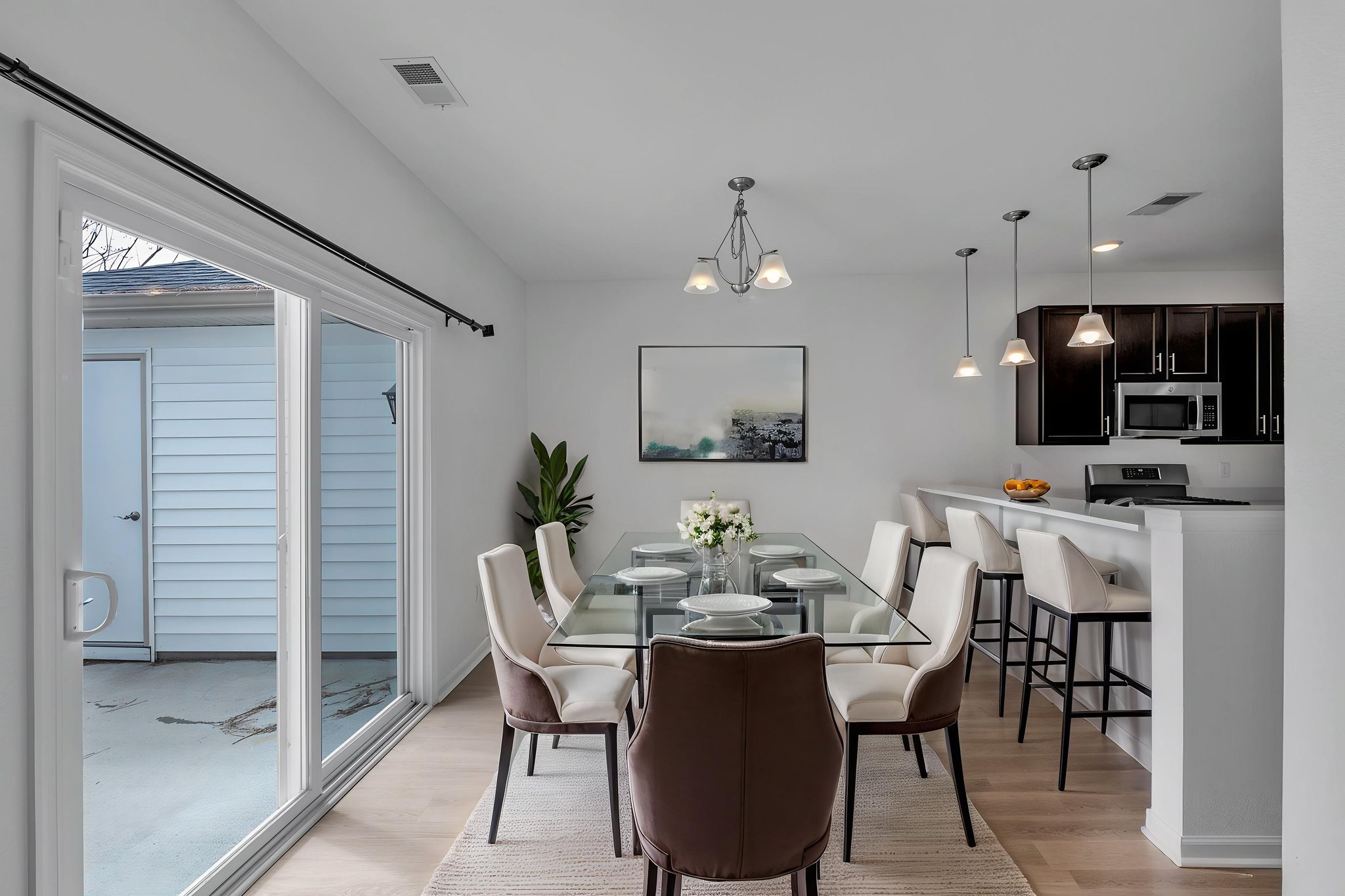 DSC_8666 virtually staged.jpeg