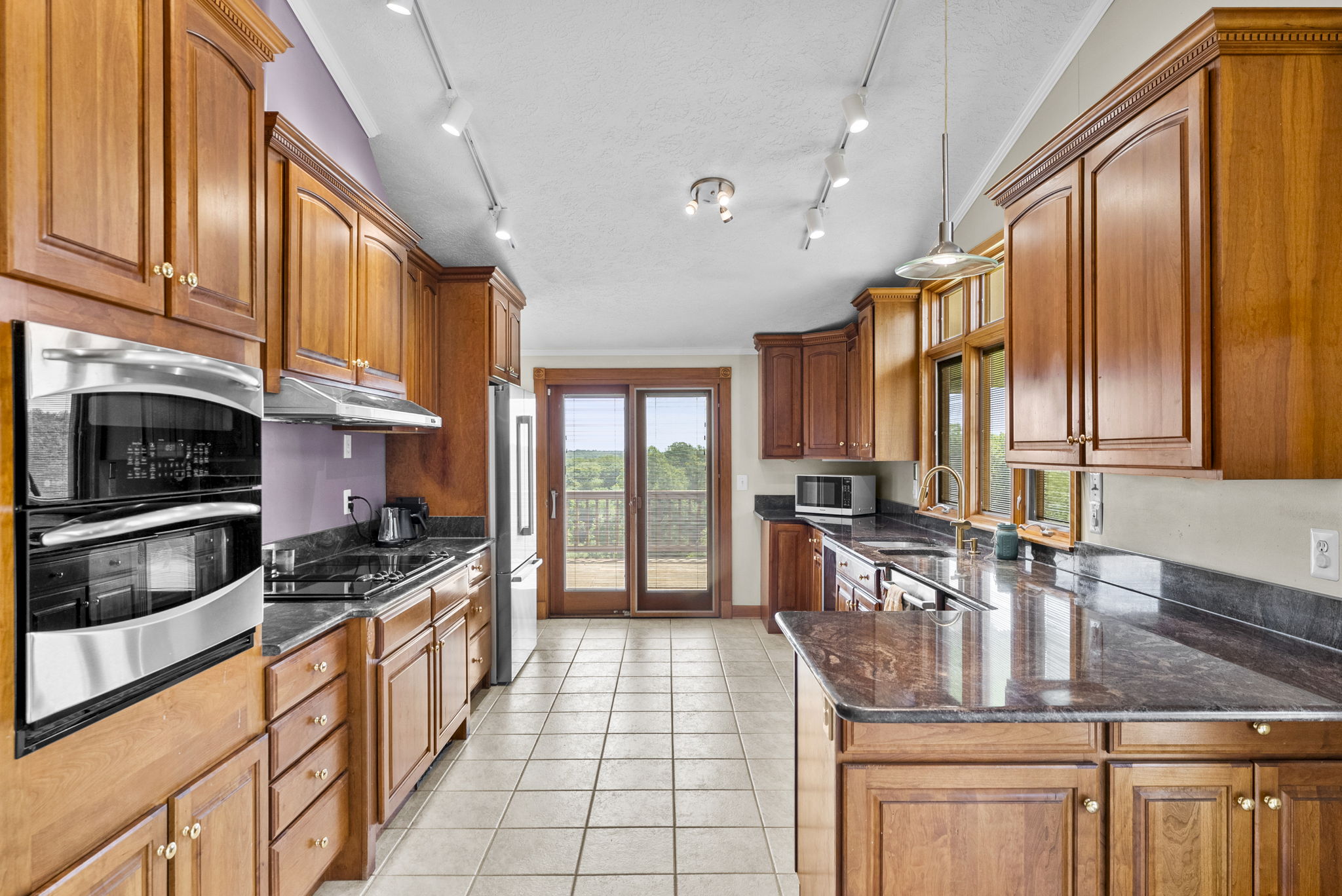 Gourmet Kitchen