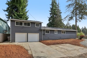 Picnic Point Rd-L1810-001.jpg