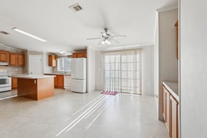 Apollo Ave-1005-012.jpg