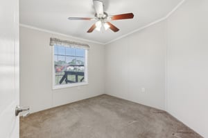 Apollo Ave-1005-026.jpg