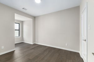 Photo 34