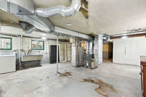 5116 N St Louis Ave_018