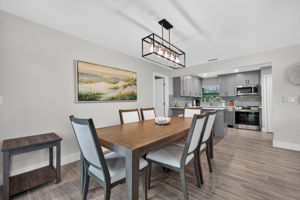 Dining Room 2 of 2