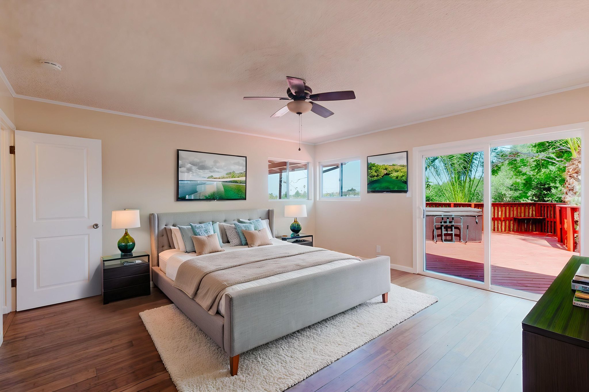 DSC_8470-HDR virtually staged.jpeg