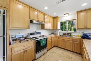 Bonita Dr-S0205-015.jpg