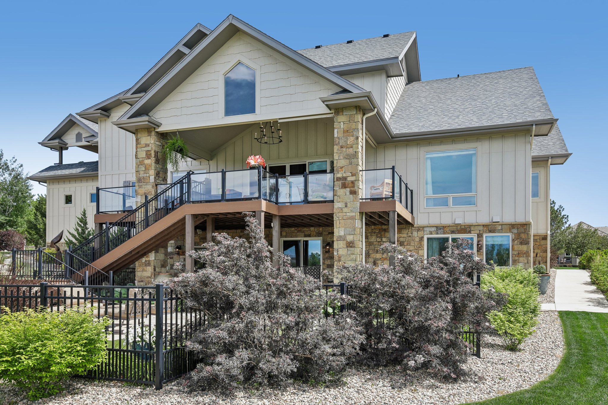 Deer Meadow Dr-S1605-073.jpg