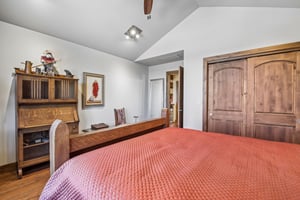 Deer Meadow Dr-S1605-042.jpg