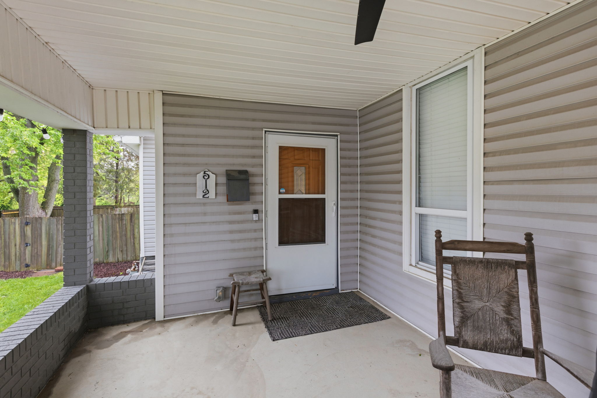  Photo 4