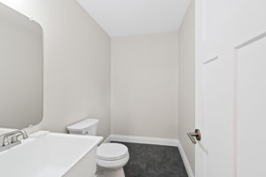  Photo 33