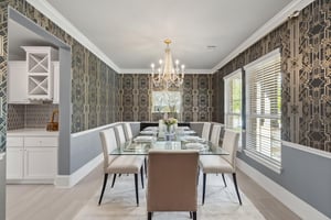 0M6A7264 virtually staged.jpeg