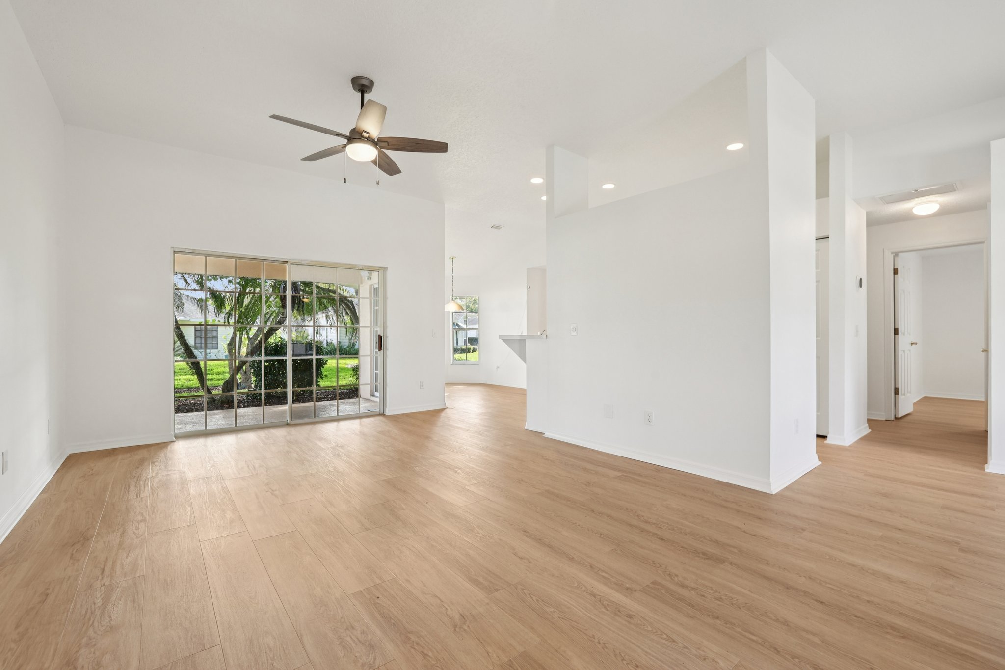 Juniper Way-S0811-007.jpg