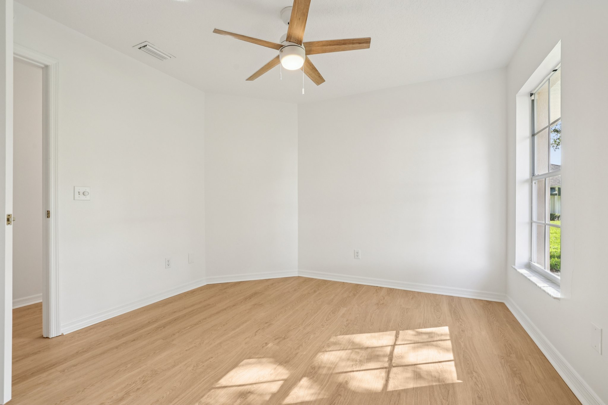 Juniper Way-S0811-026.jpg