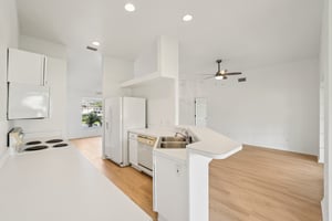 Juniper Way-S0811-018.jpg