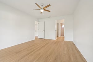 Juniper Way-S0811-032.jpg