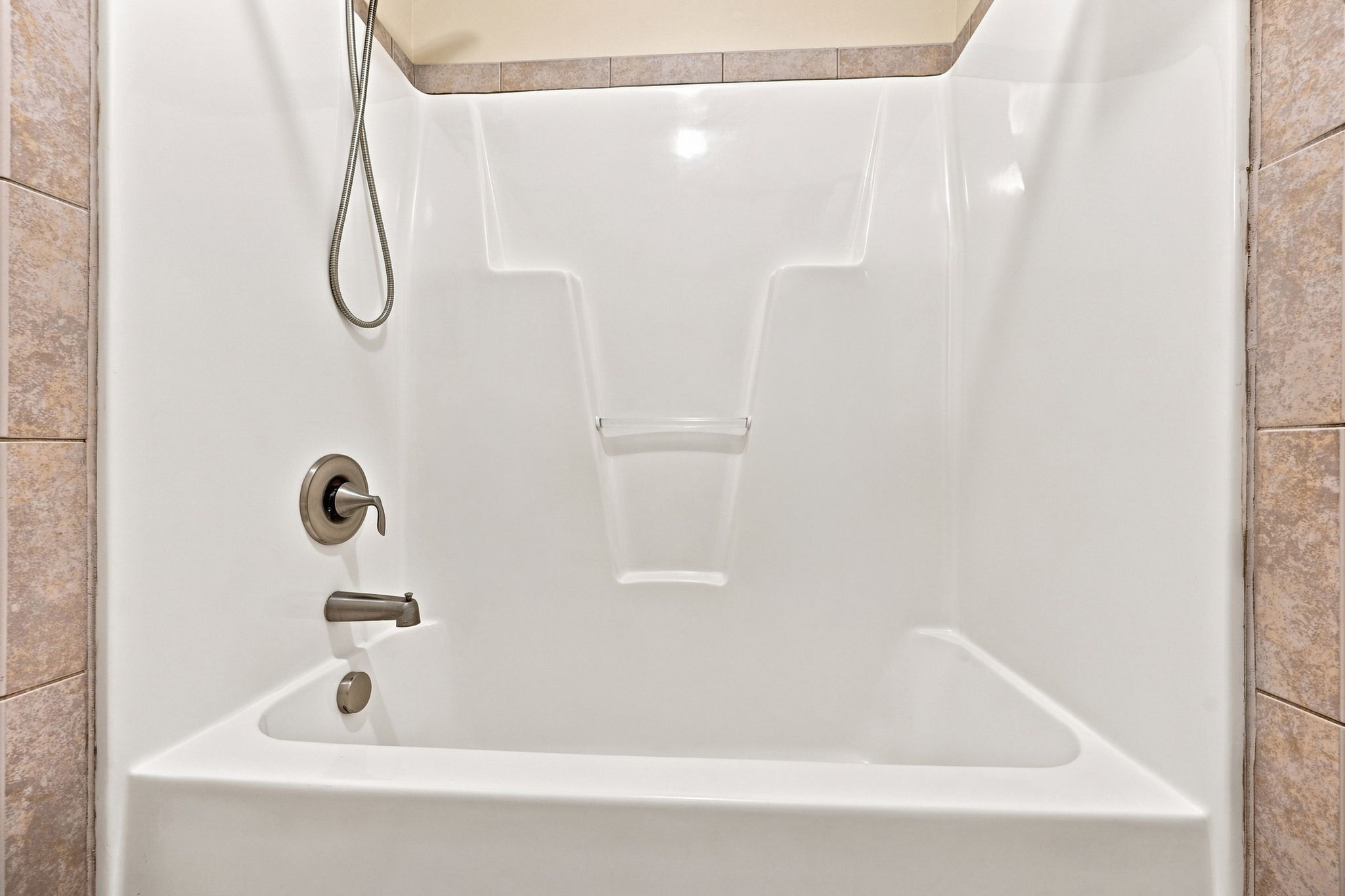  Photo 47