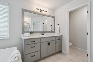 512 NW 186th St_029.jpg