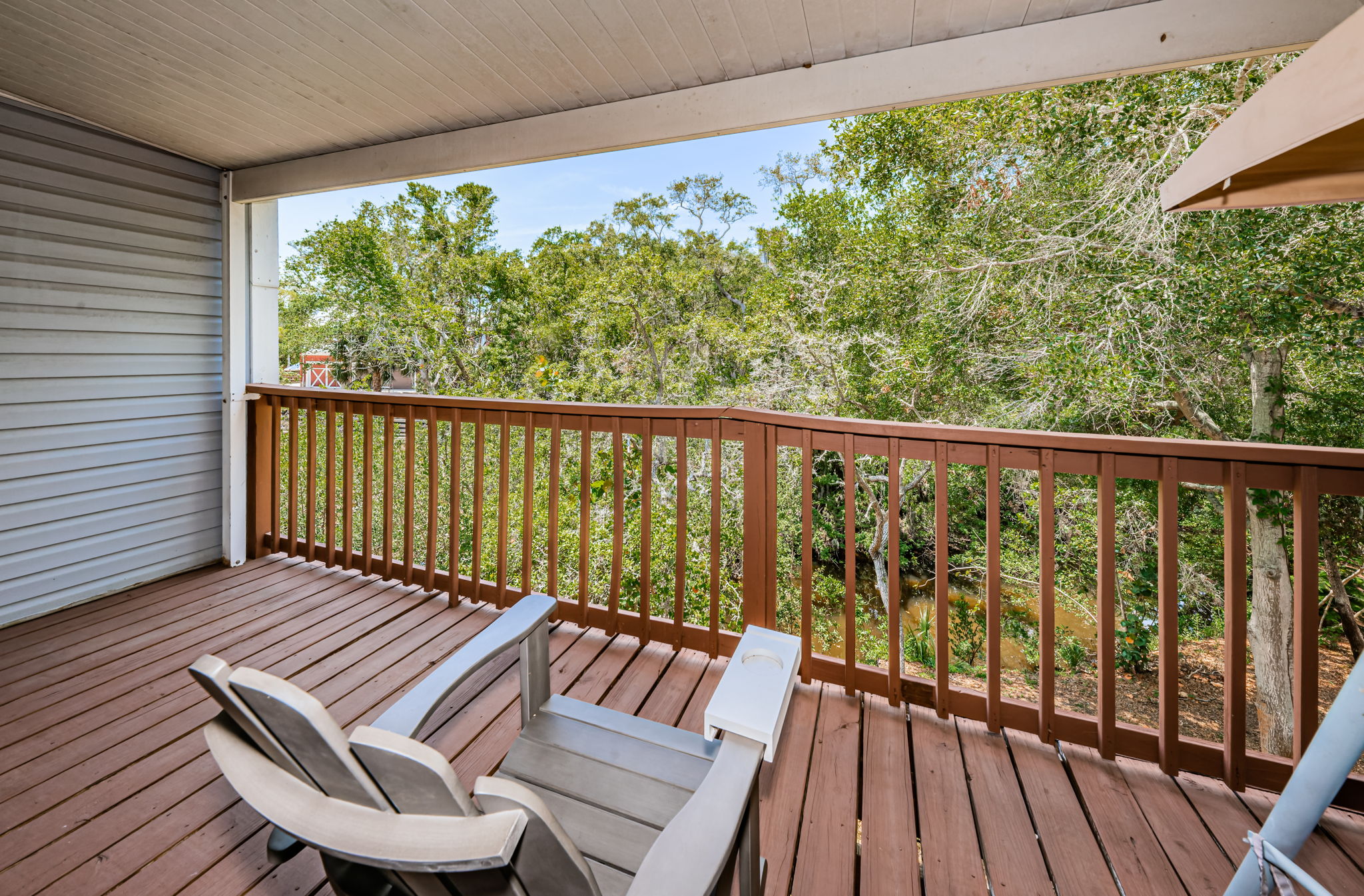 Upper Level Master Bedroom Balcony2