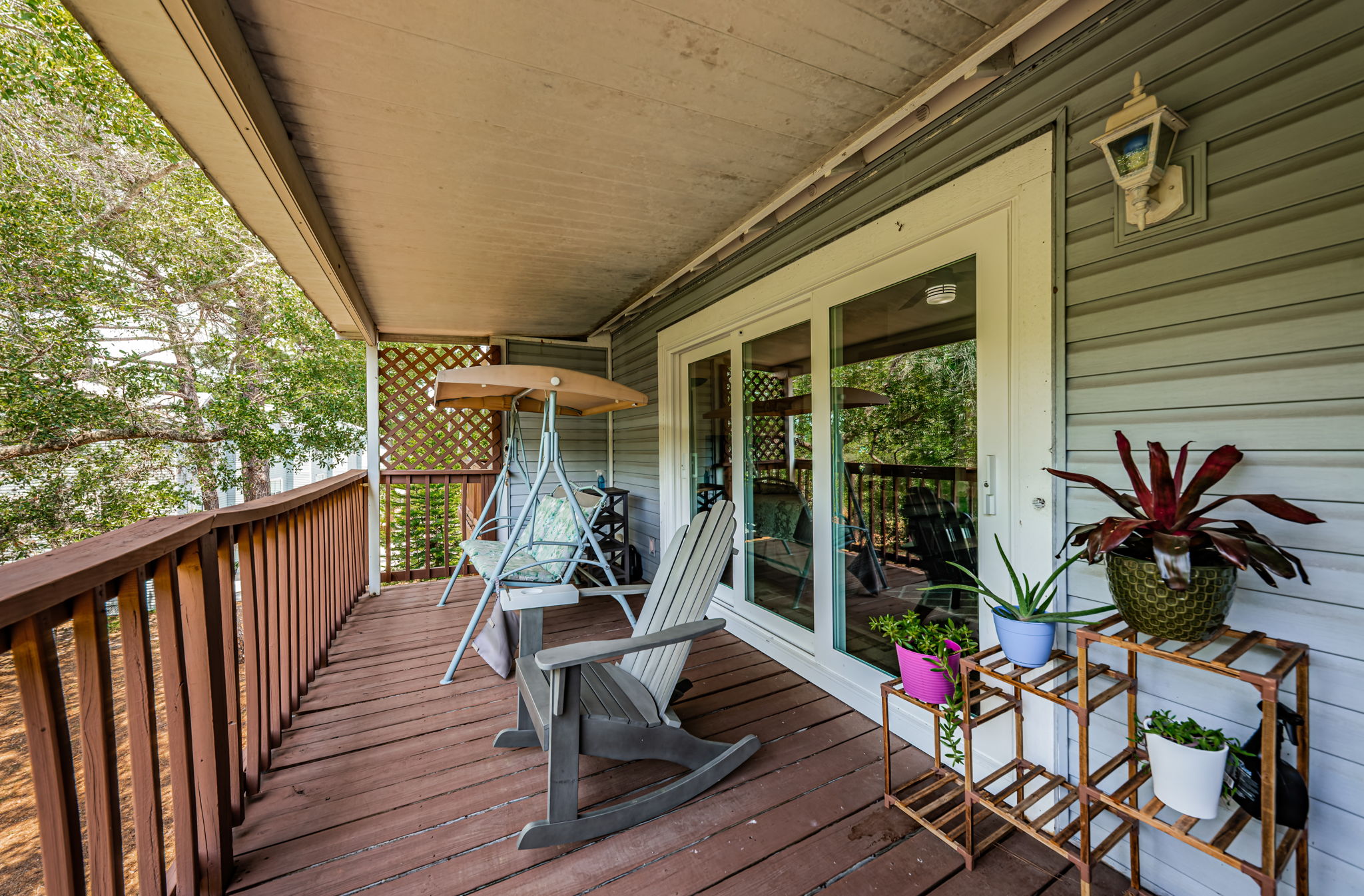 Upper Level Master Bedroom Balcony3