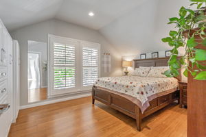 Upper bedroom