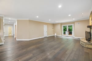 Seneca Green Way-S2406-015.jpg