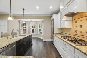 Seneca Green Way-S2406-026.jpg