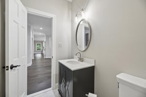 Seneca Green Way-S2406-059.jpg