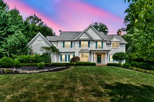 512 Woodland Ct_71 day to dusk.jpeg