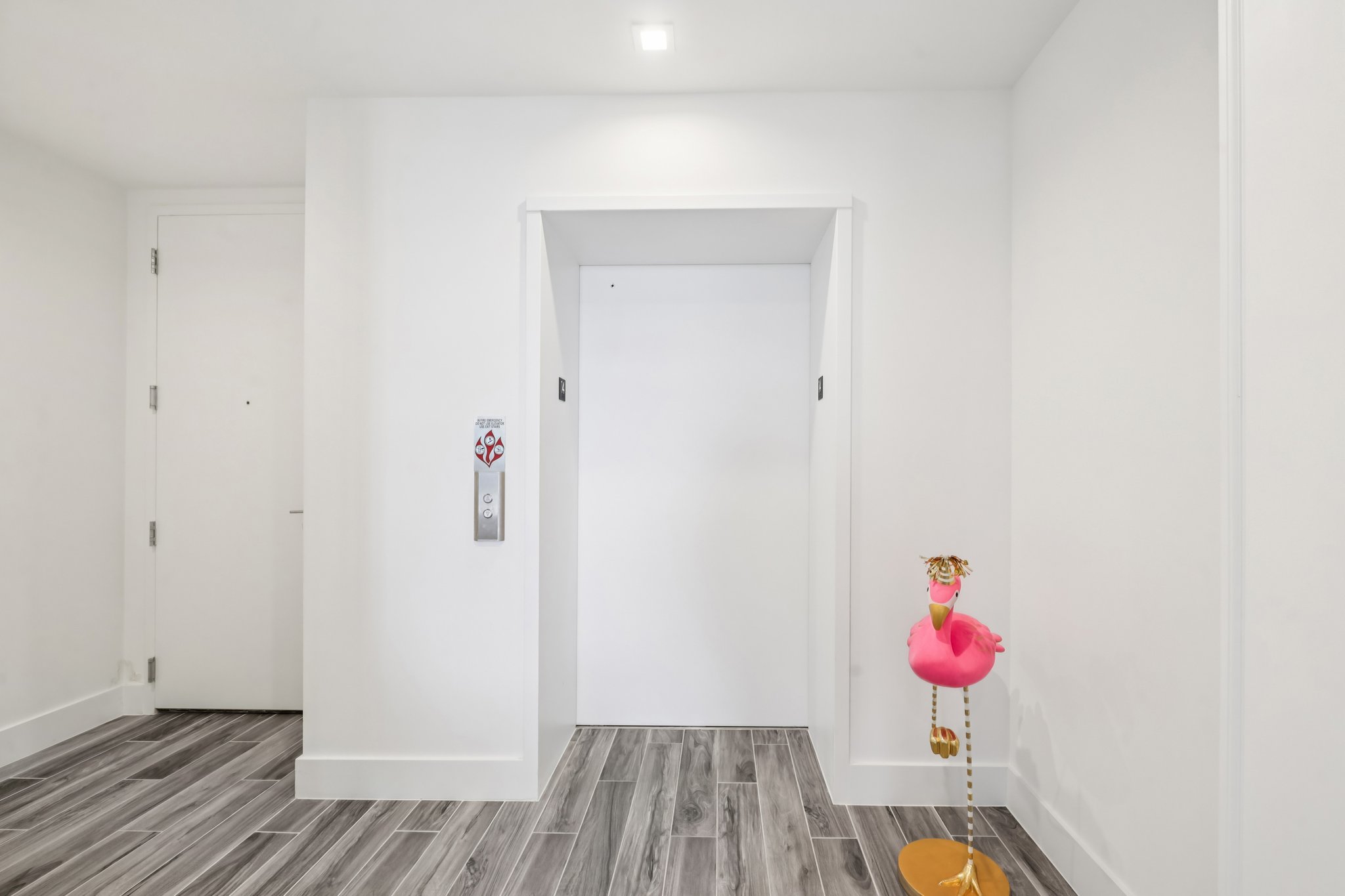 Marina Way-S0811-007r.jpg