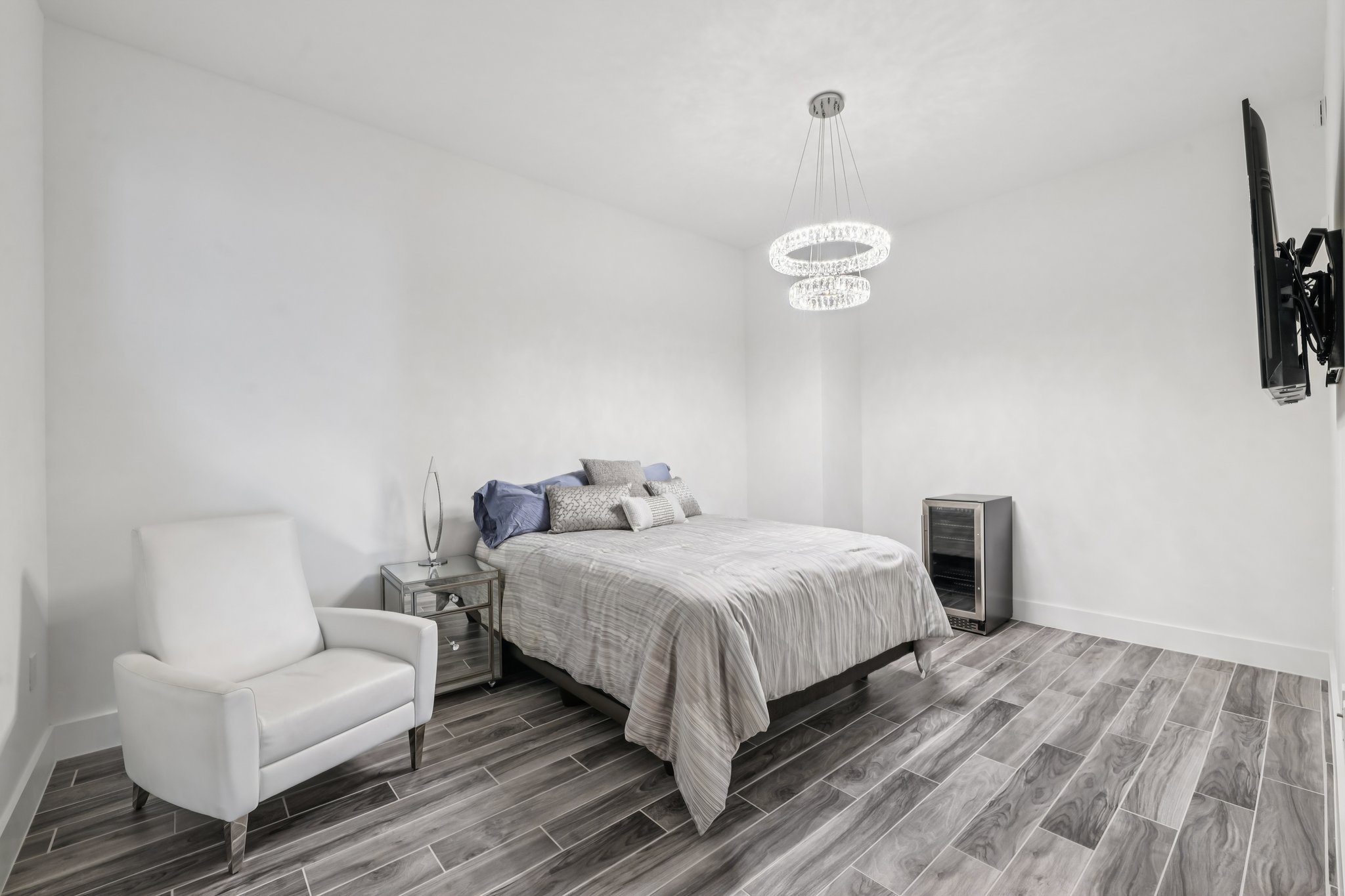 Marina Way-S0811-025r.jpg