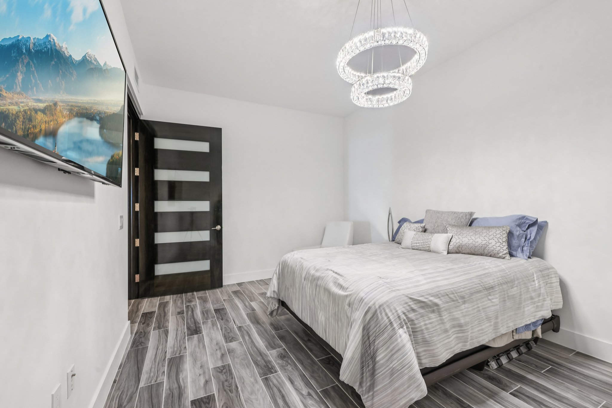 Marina Way-S0811-026r.jpg