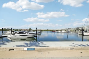 Marina Way-S0811-056.jpg