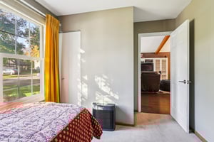 Red Pine Ave-S2710-030r.jpg