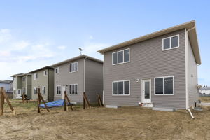 5122 53ave-QuikSell-47