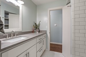  Photo 45