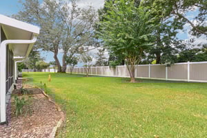 Lazy Oaks Dr-S0909-039.jpg