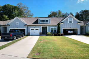  Photo 0