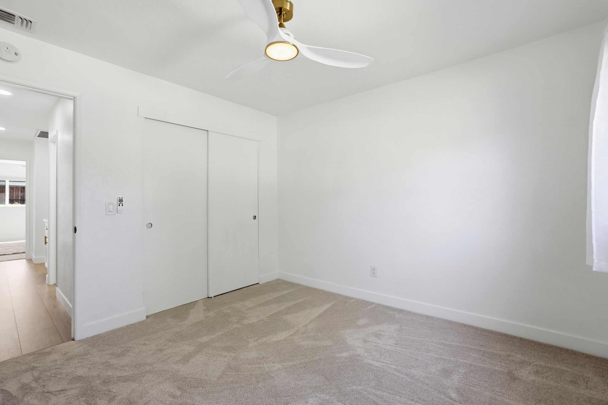 027_F8_5124 Filbert Ave