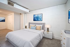 5124-22 virtually staged.jpeg