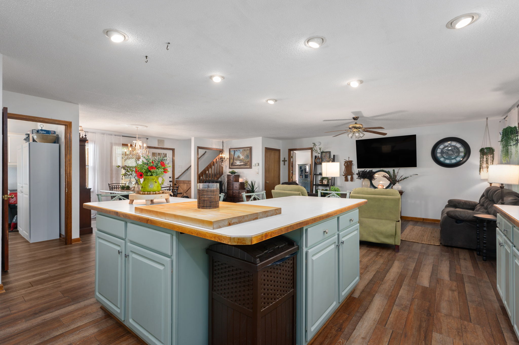 5124-The-Woods-Rd-Kitchen-V5