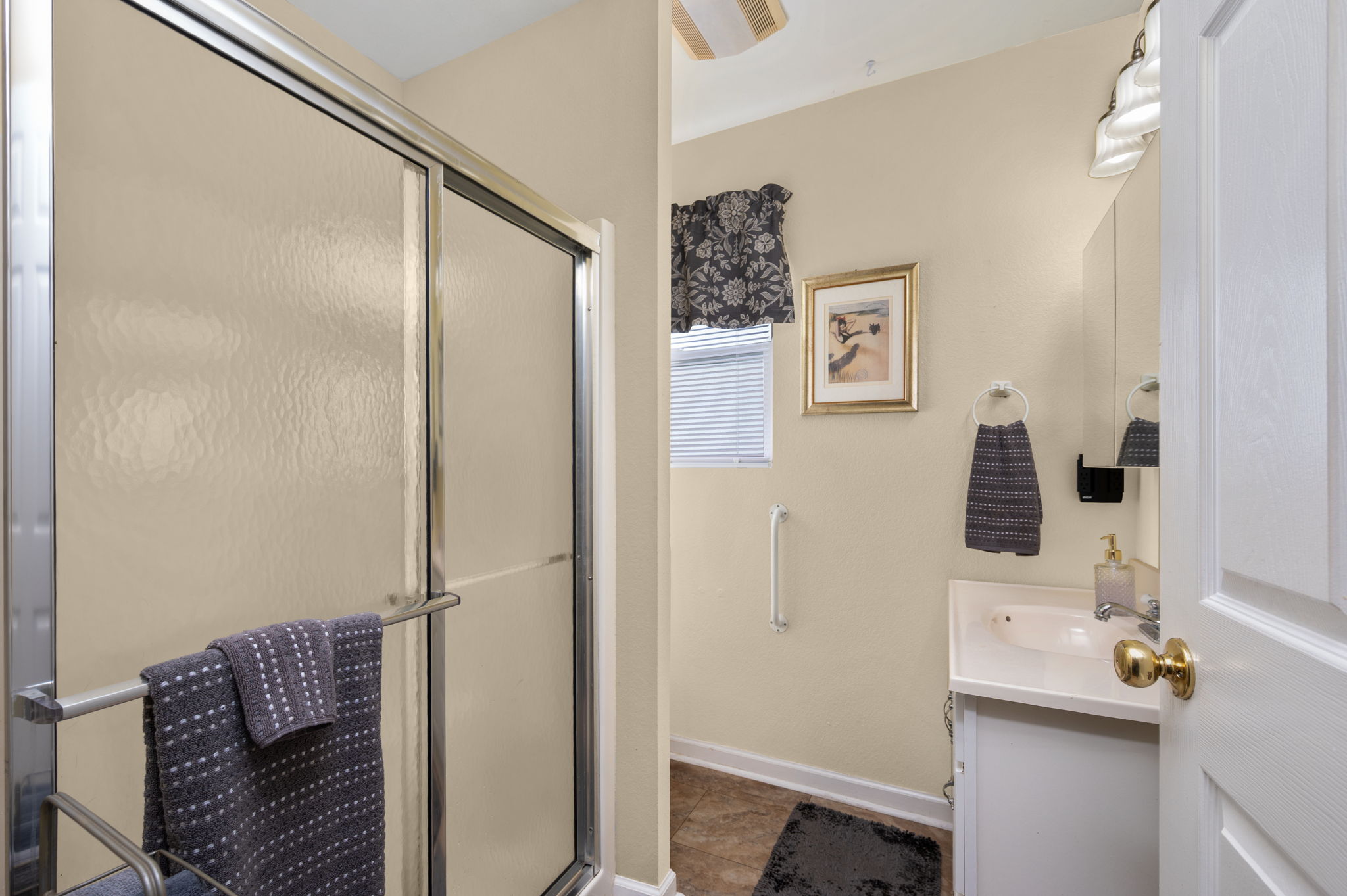 5124-The-Woods-Rd-Office-Bath