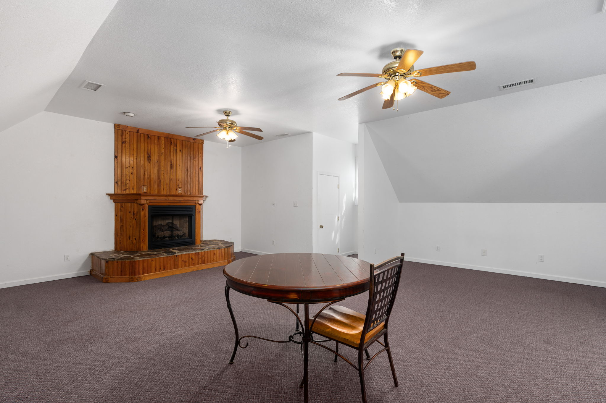 5124-The-Woods-Rd-Room-Over-Garage-V3