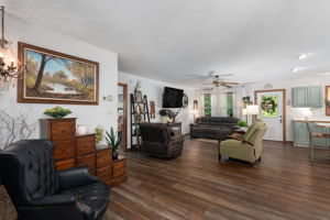 5124-The-Woods-Rd-Foyer