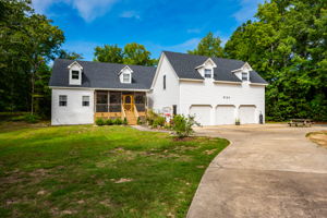 5124-The-Woods-Rd-Front-Exterior-V2