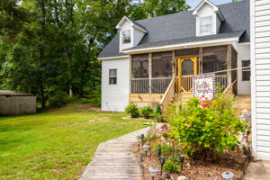 5124-The-Woods-Rd-Front-Exterior-V3