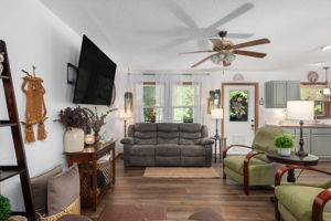 5124-The-Woods-Rd-Living-V2