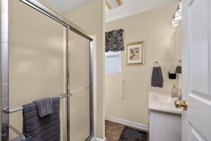 5124-The-Woods-Rd-Office-Bath