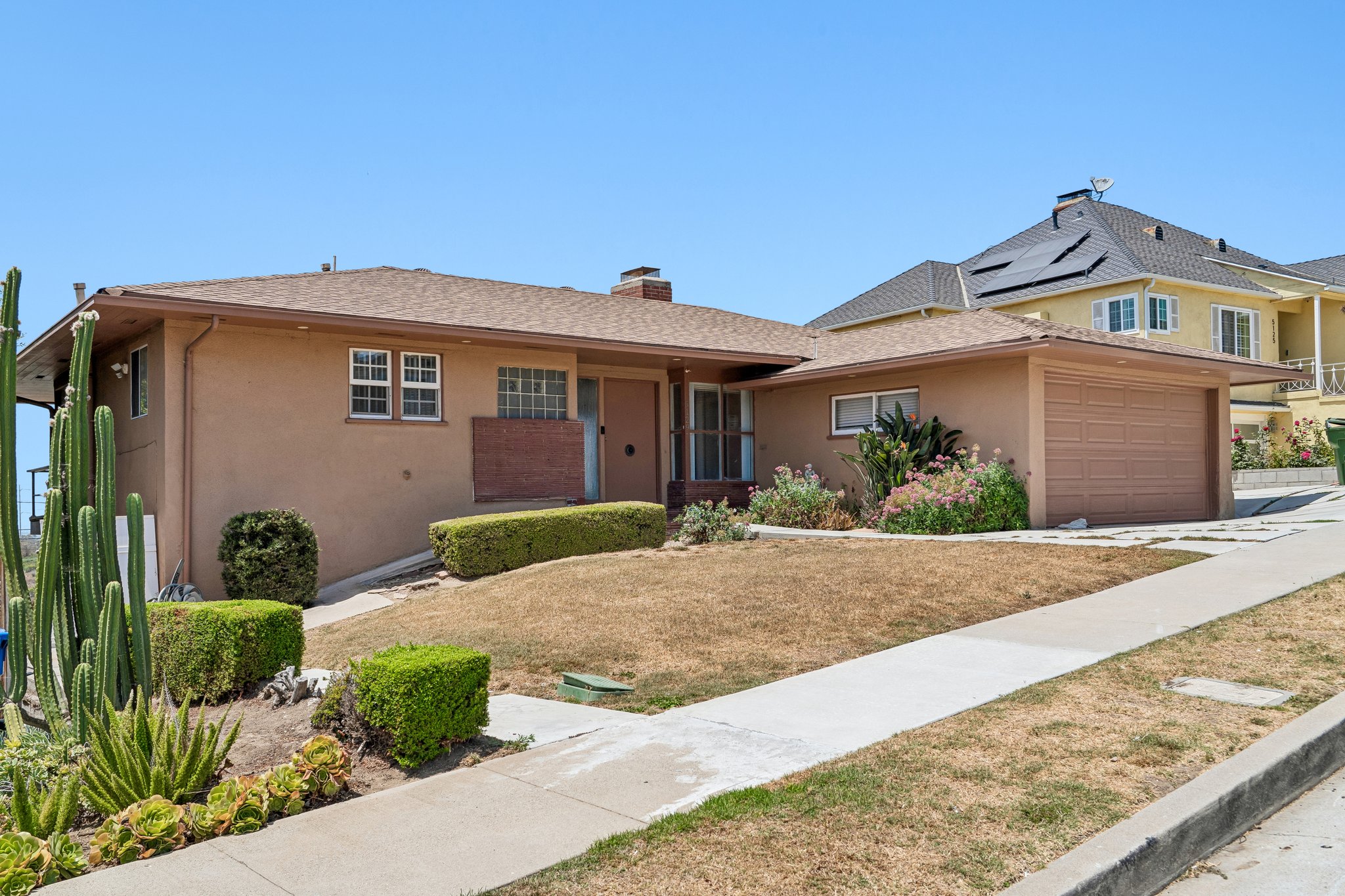 Brea Crest Dr-S2507-002.jpg
