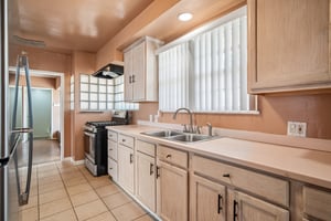 Brea Crest Dr-S2507-011.jpg