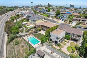 Brea Crest Dr-S2507-057.jpg